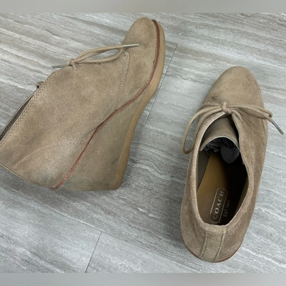 Coach Cassy Tan Suede Wedge Lace Up Booties Womens Size 8B